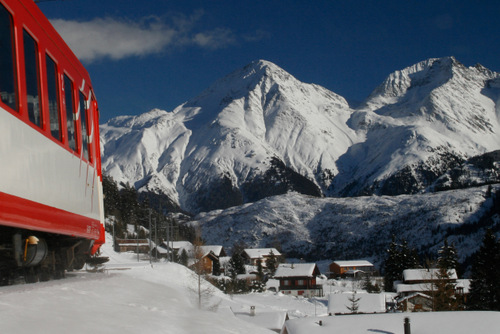 ski travel by train to Alps