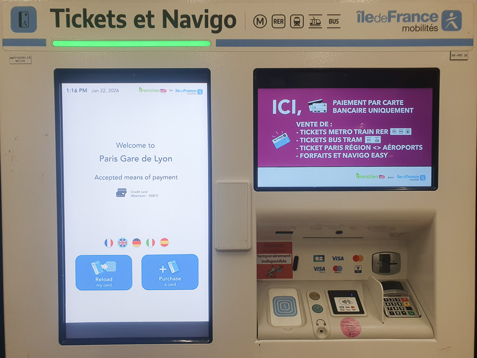 Buying a Navigo pass